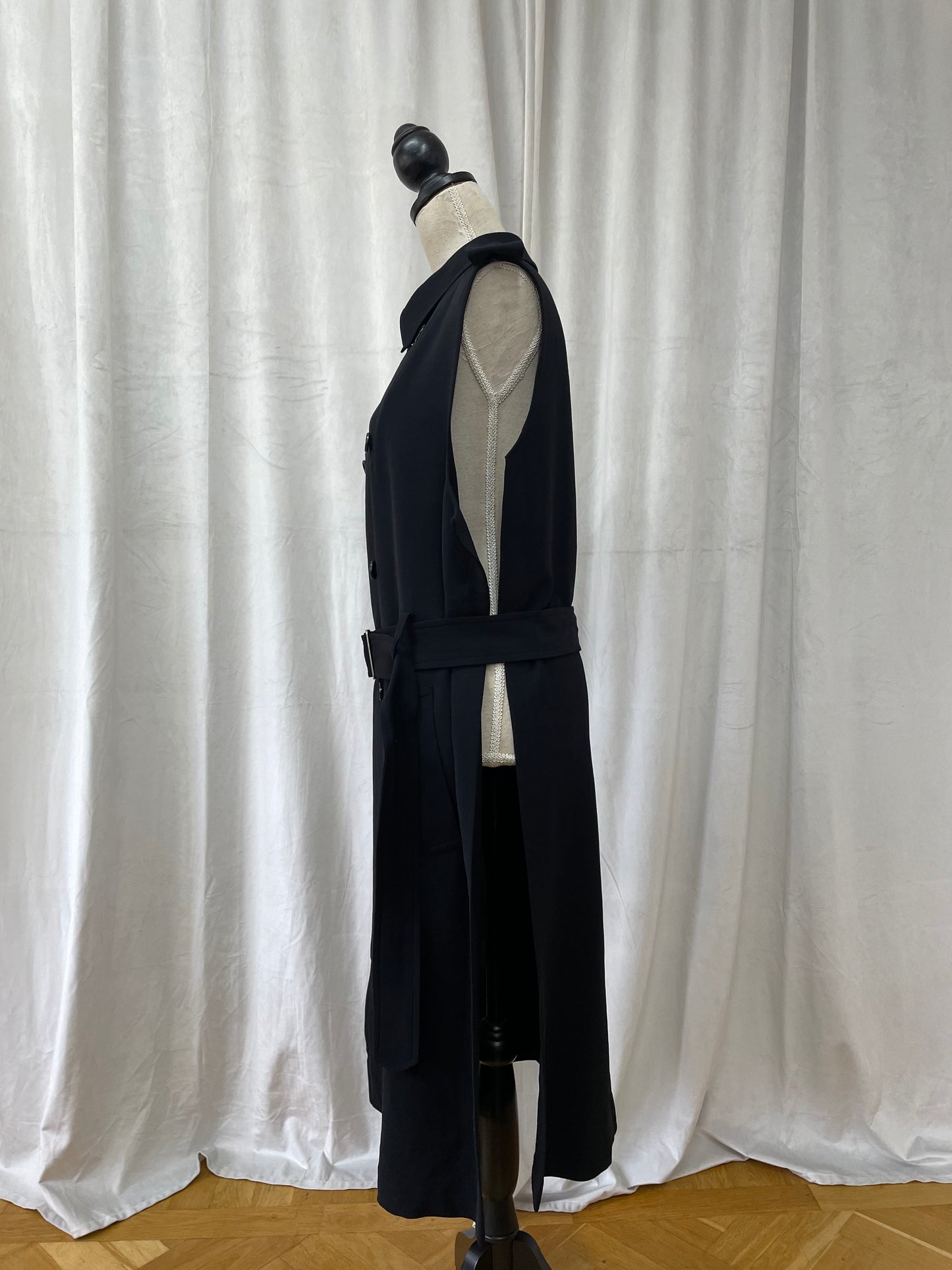 Comme des Garçons trenchcoat vest, Fall 1992