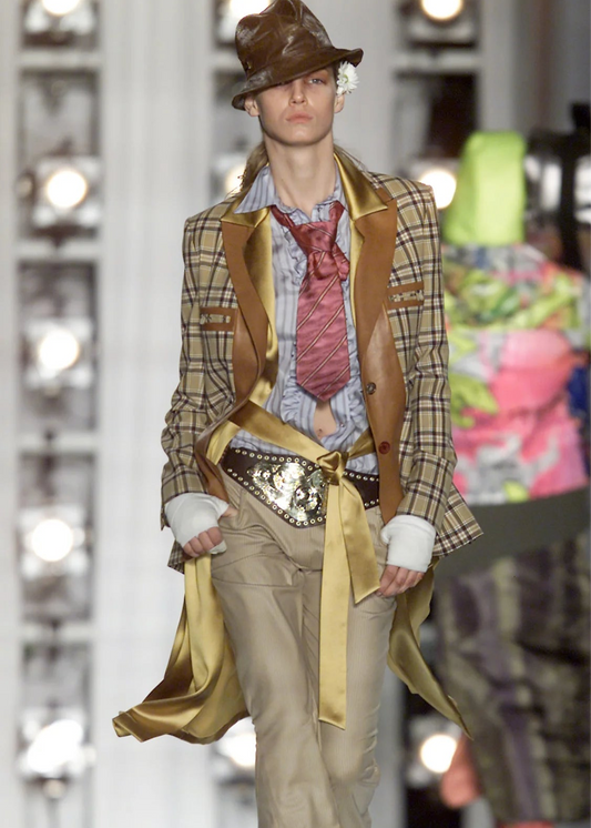 Christian Dior by John Galliano, ’Champion belt’, Fall 2001