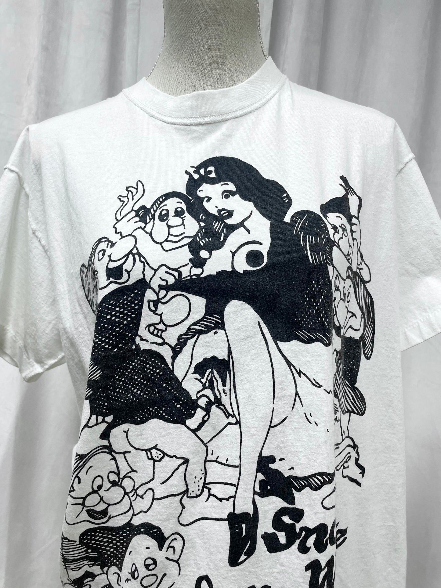 Seditionaries (Malcolm Mclaren and Vivienne Westwood) Snow White and the six punks T-shirt